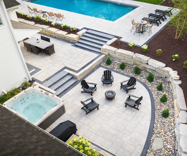 gallery_image_2025_CMC_LS_Social_Post_Image_Discover_Grand_in_Allure_7.jpg