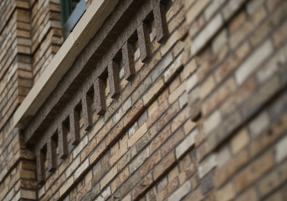 gallery_image_Ada_Village_Belden_Brick_Blend_Yukon_+_Alamo_+_8621_Accent.jpg