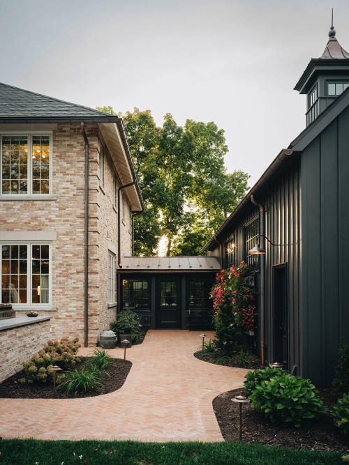 https://beldenae.com/uploads/Belden_-_custom_blend_Miner_residence_stoffer_photography_LowRes_2.jpg